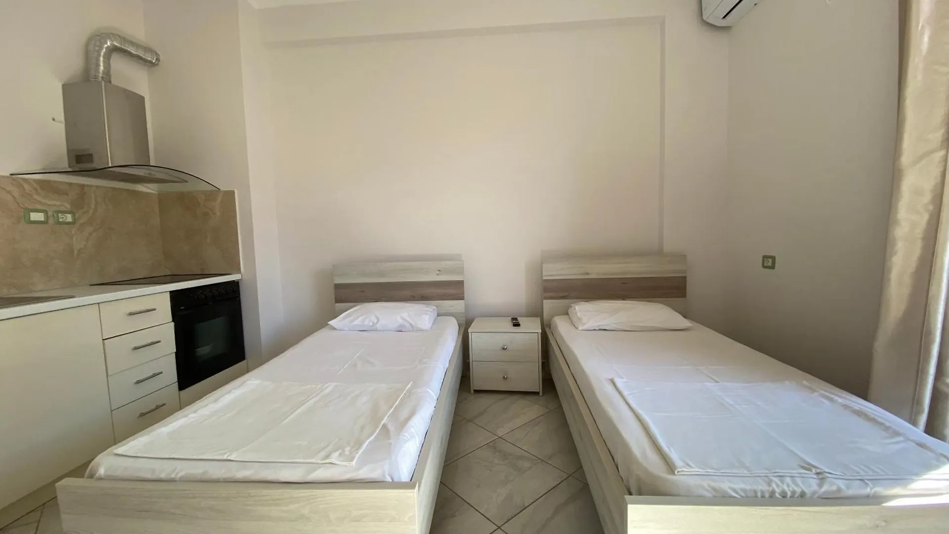 Surja'S Apartments Sarande