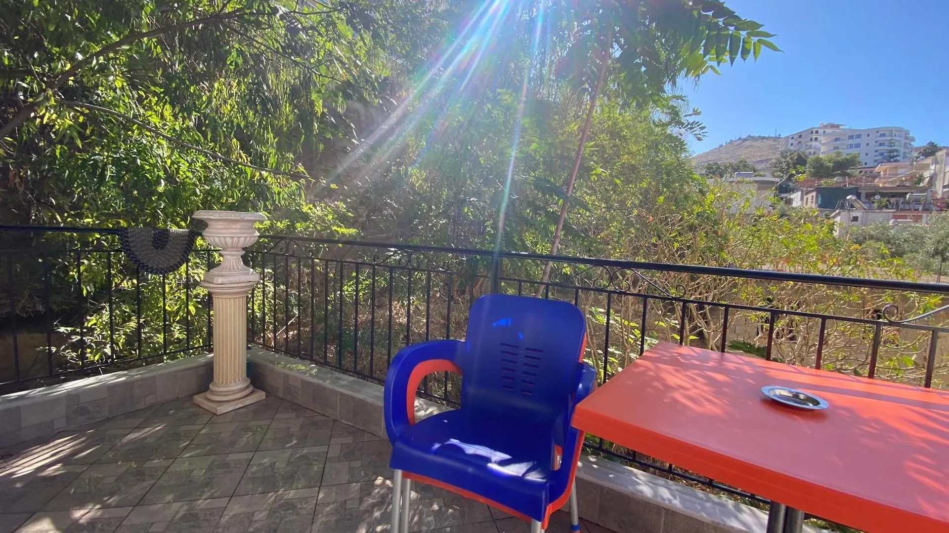 Surja'S Apartments Sarande Albania